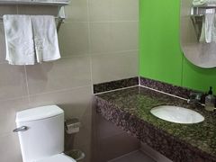 -爱电竞酒店(苏州石路地铁站山塘街店)