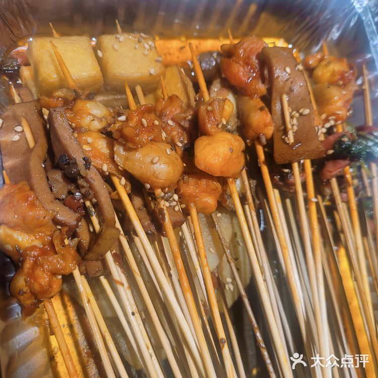 藏在繁华城市中的微醺角落