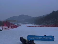-亚布力新体委滑雪场