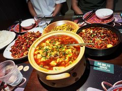 -拾捌川·自贡爆炒(新街口店)