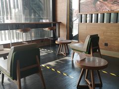 大堂-星巴克(长沙麓南广场店)