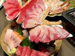 -蟹犇前•帝王蟹雪蟹(陆家嘴店)