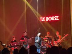 -TZ House音乐现场(来福士中心店)