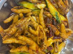 -江城燕子大排档(江汉路步行街店)