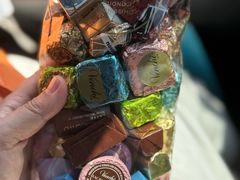 -VENCHI 闻绮(北京国贸商城店)