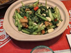 -吴记酱骨炖菜馆(西大直街店)