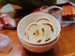 白馍-刘信牛羊肉小炒泡馍(回民街店)