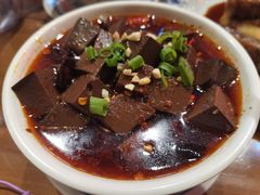 -炉小二铜锅牛蛙•川湘菜(三里屯店)