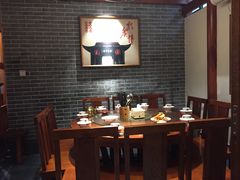包厢-六合居·明厨亮灶餐厅(成双大道店)