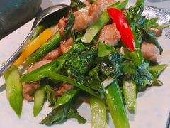 芥蓝牛肉-T館·花园艺术餐厅
