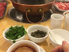-月圆火锅(宁海东路二店)