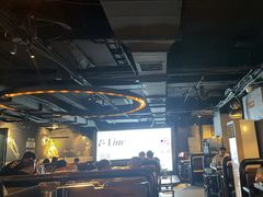 -麦凯伦烧烤·精酿超级工厂店(金桥总店)