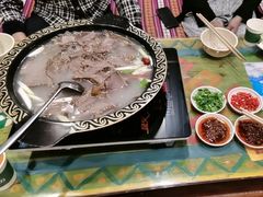 阿巴郎·藏式土火锅-四姑娘山阿巴郎·藏式花园餐厅