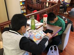 -果戈里书店