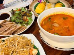 -Dang restaurant (patong phuket)