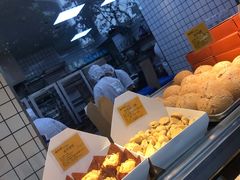 -鲍师傅糕点(江苏路店)