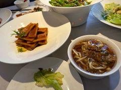 -毛家饭店·30年融合新湘菜(汉峪金谷店)