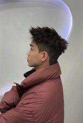 -一家只做男发烫染的店