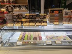 面包甜点陈列柜-TIENSTIENS将将(三里屯店)