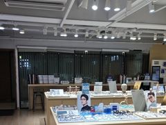 -鲸渝眼镜·浅目视光(春熙路店)