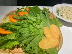 素菜拼盘-犇鼎牛潮汕牛肉火锅(新辰里学清路店)