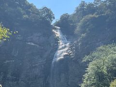 -燕子河大峡谷天坑仙境