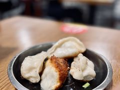 -黄阿姨锅贴大王(万航渡路店)