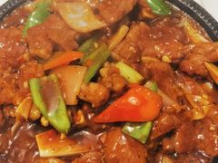 黑椒牛仔骨-喜上喜鸡煲翅(吉大店)