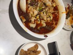 -渝是乎酸菜鱼(龙旗购物中心店)