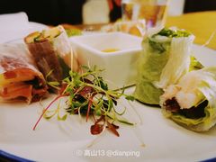 越式芒果鲜虾卷-Golden Lily河内巴黎法越料理餐厅(建国西路店)