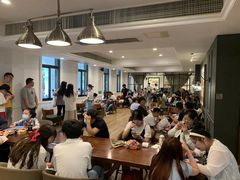 大堂-星巴克臻选(广州沙面店)