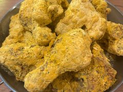 -BHC炸鸡(明洞总店)