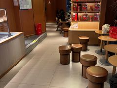 -奈雪的茶(M+世纪都会广场店)