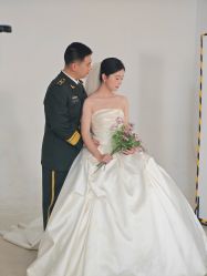 -MAO亲爱的猫婚纱摄影工作室