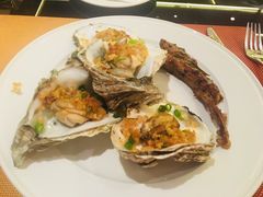 -大中华希尔顿酒店-念自助餐·嗨啤·小龙虾