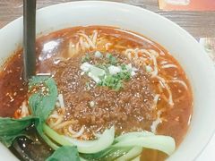 -李先生牛肉面大王(北京站售票厅餐厅)