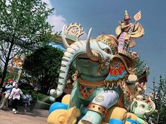 -七彩云南欢乐世界