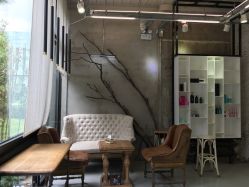 -Hair Co.一间沙龙