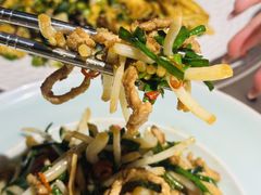 -雀舞云南菜(天津天河城购物中心店)