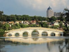 -星湖旅游景区七星岩