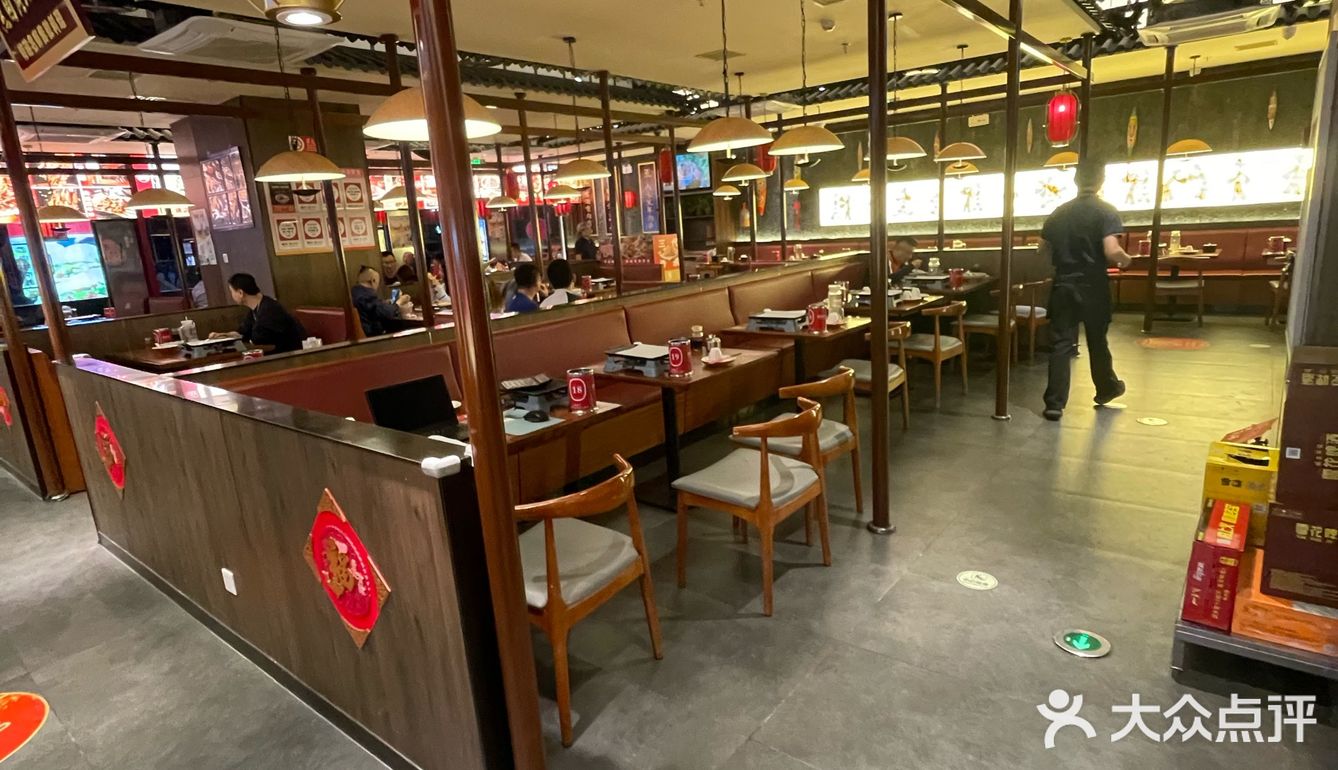 麦家小馆这肉串可以[点赞]