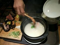 -云海肴·汽锅鸡·云南菜(天山百盛优客店)