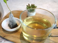 -The ROOF (通盈中心店)