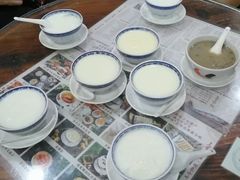 -周大娘牛乳(旧寨古村总店)