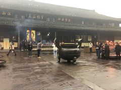 -峨眉山报国寺