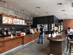 -星巴克臻选(广州高德置地秋广场店)