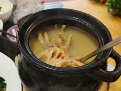 莲藕鸡脚汤（明火例汤）-文记壹心鸡(宝华路店)