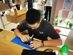 -爱畅享华为苹果手机维修服务(虹口龙之梦店)