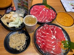 -呷哺呷哺(普陀乐购真北店)