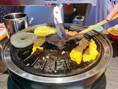 -炭小牛果木烤肉